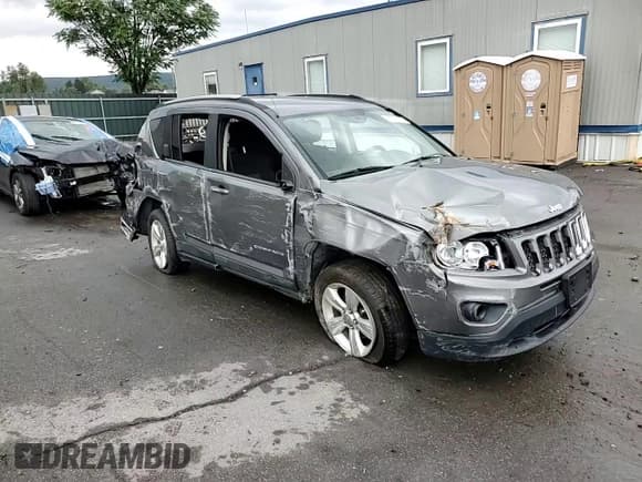 ✅ 2011 Jeep Compass • VIN: 1J4NF1FB3BD301807 • Lot: 81310415. Wystawiony na Copart z przebiegiem Nie podano. Bezpłatny archiwum sprzedaży aukcyjnych z USA i szczegółowy raport historii pojazdu na DreamBid. Zdjęcie 14.