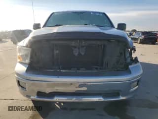 ✅ 2009 Dodge 1500 SLT • VIN: 1D3HB18T09S750864 • Lot: 89071425. Wystawiony na Copart z przebiegiem 170 239 mil. Bezpłatny archiwum sprzedaży aukcyjnych z USA i szczegółowy raport historii pojazdu na DreamBid. Zdjęcie 5.