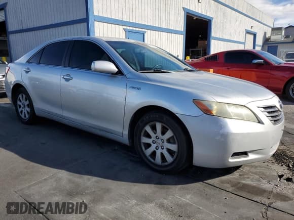 ✅ 2007 Toyota Camry • VIN: JTNBB46K973041346 • Lot: 93275275. Wystawiony na Copart z przebiegiem 185 317 mil. Bezpłatny archiwum sprzedaży aukcyjnych z USA i szczegółowy raport historii pojazdu na DreamBid. Zdjęcie 4.