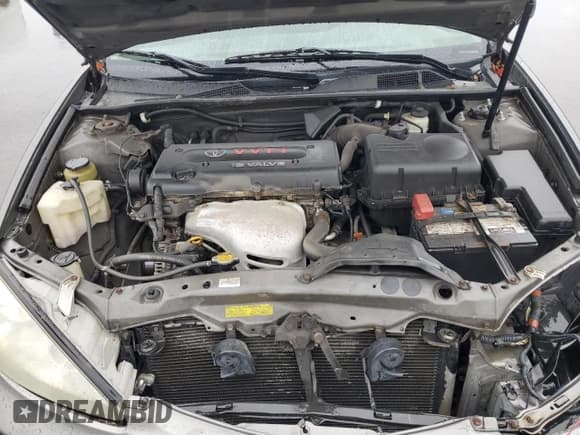 ✅ 2004 Toyota Camry LE • VIN: 4T1BE32K64U939061 • Lot: 91570345. Wystawiony na Copart z przebiegiem 225 181 mil. Bezpłatny archiwum sprzedaży aukcyjnych z USA i szczegółowy raport historii pojazdu na DreamBid. Zdjęcie 11.