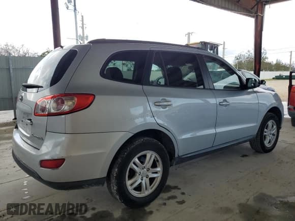 ✅ 2010 Hyundai Santa Fe GLS • VIN: 5NMSG3AB0AH344550 • Lot: 77281624. Listed on Copart with 128,411 mi. Free auction sales archive from the USA and detailed vehicle history report at DreamBid. Image 3.