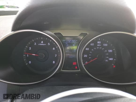 ✅ 2013 Hyundai Veloster w/Gray Int • VIN: KMHTC6AD4DU139521 • Lot: 83254954. Wystawiony na Copart z przebiegiem 172 195 mil. Bezpłatny archiwum sprzedaży aukcyjnych z USA i szczegółowy raport historii pojazdu na DreamBid. Zdjęcie 9.