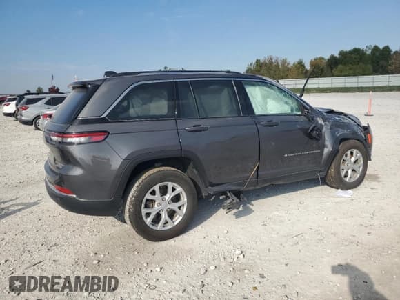 ✅ 2023 Jeep Grand Cherokee Limited • VIN: 1C4RJHBG9P8910402 • Lot: 82447455. Wystawiony na Copart z przebiegiem 28 145 mil. Bezpłatny archiwum sprzedaży aukcyjnych z USA i szczegółowy raport historii pojazdu na DreamBid. Zdjęcie 3.