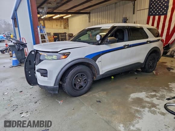 ✅ 2021 Ford Police Interceptor Utility • VIN: 1FM5K8AB2MGA42676 • Lot: 95440305. Listed on Copart with 47,178 mi. Free auction sales archive from the USA and detailed vehicle history report at DreamBid. Image 1.