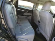 ✅ 2016 Toyota Highlander XLE • VIN: 5TDJKRFH0GS506628 • Lot: 92035275. Listed on Copart with 124,874 mi. Free auction sales archive from the USA and detailed vehicle history report at DreamBid. Image 11.