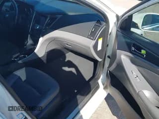 ✅ 2013 Hyundai Sonata • VIN: KMHEC4A45DA094250 • Лот: 43468115. Опубликован ранее на IAAI с пробегом 118 726 миль. Бесплатный доступ к архиву аукционных продаж из США и подробный отчёт об истории автомобиля на DreamBid. Изображение 5.