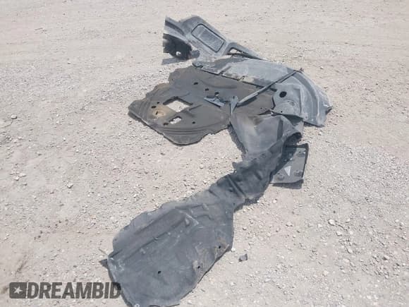 ✅ 2022 Ford Maverick XL • VIN: 3FTTW8E36NRA48171 • Lot: 42427814. Wystawiony na IAAI z przebiegiem 46 475 mil. Bezpłatny archiwum sprzedaży aukcyjnych z USA i szczegółowy raport historii pojazdu na DreamBid. Zdjęcie 12.