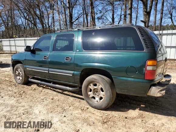 ✅ 2001 Chevrolet Suburban LS • VIN: 1GNEC16T61J224445 • Лот: 45307545. Опубликован ранее на Copart с пробегом 353 264 миль. Бесплатный доступ к архиву аукционных продаж из США и подробный отчёт об истории автомобиля на DreamBid. Изображение 2.