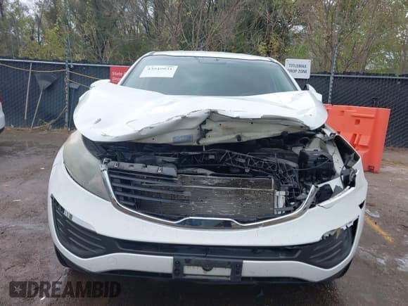 ✅ 2012 Kia Sportage LX • VIN: KNDPB3A29C7284458 • Lot: 43549931. Listed on IAAI with 88,133 mi. Free auction sales archive from the USA and detailed vehicle history report at DreamBid. Image 6.