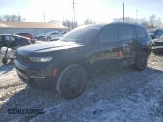 ✅ 2023 Jeep Grand Cherokee Summit • VIN: 1C4RJKEG3P8100854 • Lot: 89175215. Listed on Copart with 31,850 mi. Free auction sales archive from the USA and detailed vehicle history report at DreamBid. Image 1.