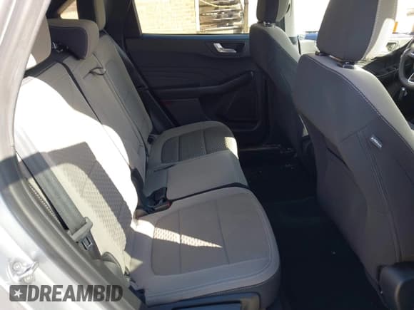 ✅ 2021 Ford Escape SE • VIN: 1FMCU9G61MUB20836 • Lot: 41840447. Listed on IAAI with 42,158 mi. Free auction sales archive from the USA and detailed vehicle history report at DreamBid. Image 8.