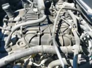 ✅ 2010 Cadillac SRX Luxury Collection • VIN: 3GYFNAEY3AS563144 • Lot: 43574262. Wystawiony na IAAI z przebiegiem 183 130 mil. Bezpłatny archiwum sprzedaży aukcyjnych z USA i szczegółowy raport historii pojazdu na DreamBid. Zdjęcie 19.