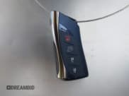 ✅ 2023 Lexus RZ 450e Premium • VIN: JTJAAAAB6PA020794 • Lot: 41038088. Wystawiony na IAAI z przebiegiem 4 408 mil. Bezpłatny archiwum sprzedaży aukcyjnych z USA i szczegółowy raport historii pojazdu na DreamBid. Zdjęcie 11.