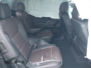 ✅ 2023 Chevrolet Traverse High Country • VIN: 1GNEVNKW4PJ124726 • Lot: 41197188. Wystawiony na IAAI z przebiegiem 72 344 mil. Bezpłatny archiwum sprzedaży aukcyjnych z USA i szczegółowy raport historii pojazdu na DreamBid. Zdjęcie 8.