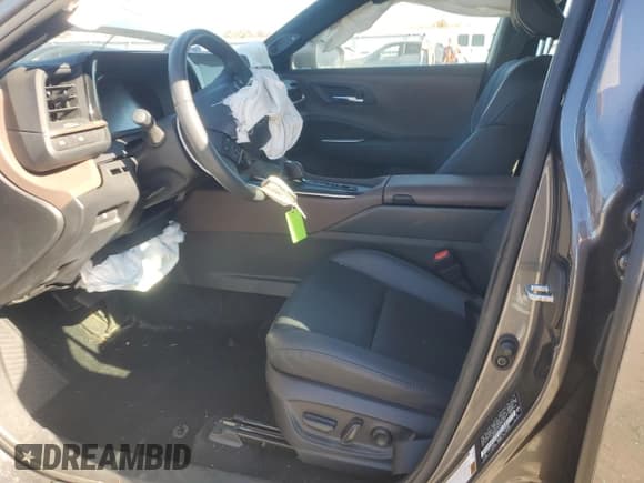 ✅ 2023 Toyota Crown Limited • VIN: JTDAAAAF2P3013352 • Lot: 91342085. Listed on Copart with 24,379 mi. Free auction sales archive from the USA and detailed vehicle history report at DreamBid. Image 7.