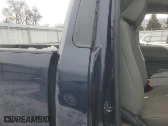 ✅ 2022 Ford F-250 XL • VIN: 1FTBF2BNXNEG37595 • Lot: 85024294. Wystawiony na Copart z przebiegiem 23 747 mil. Bezpłatny archiwum sprzedaży aukcyjnych z USA i szczegółowy raport historii pojazdu na DreamBid. Zdjęcie 10.