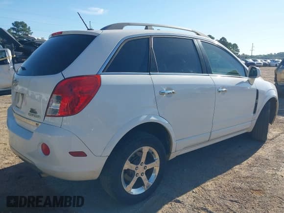 ✅ 2013 Chevrolet Captiva Sport LT • VIN: 3GNAL3EK2DS551351 • Lot: 42319927. Wystawiony na IAAI z przebiegiem 155 800 mil. Bezpłatny archiwum sprzedaży aukcyjnych z USA i szczegółowy raport historii pojazdu na DreamBid. Zdjęcie 4.