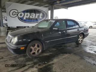 ✅ 1999 Mercedes-Benz E 320 • VIN: WDBJF70H2XA895477 • Lot: 66008155. Wystawiony na Copart z przebiegiem 248 593 mil. Bezpłatny archiwum sprzedaży aukcyjnych z USA i szczegółowy raport historii pojazdu na DreamBid. Zdjęcie 1.