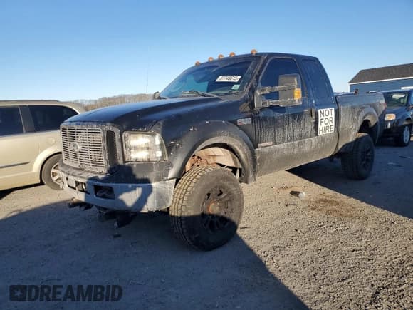 ✅ 2004 Ford F-350 XL • VIN: 1FTSX31P24EC18404 • Lot: 87748615. Wystawiony na Copart z przebiegiem 254 086 mil. Bezpłatny archiwum sprzedaży aukcyjnych z USA i szczegółowy raport historii pojazdu na DreamBid. Zdjęcie 1.