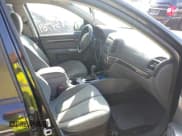 ✅ 2012 Hyundai Santa Fe GLS • VIN: 5XYZGDAG2CG152608 • Lot: 42934769. Listed on IAAI with 195,187 mi. Free auction sales archive from the USA and detailed vehicle history report at DreamBid. Image 5.