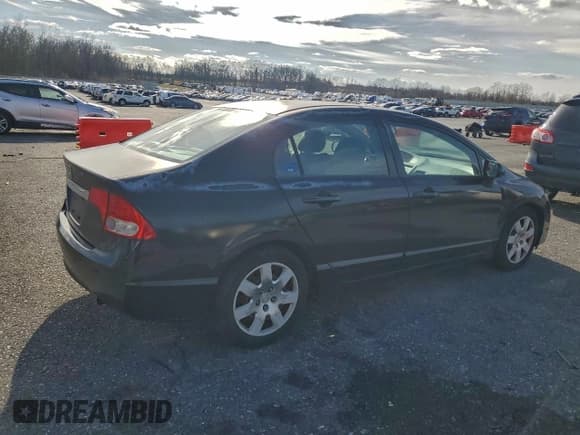 ✅ 2011 Honda Civic LX • VIN: 2HGFA1F5XBH543212 • Lot: 93997965. Listed on Copart with 151,808 mi. Free auction sales archive from the USA and detailed vehicle history report at DreamBid. Image 3.
