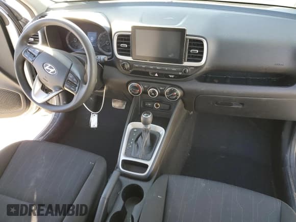 ✅ 2022 Hyundai Venue SE • VIN: KMHRB8A36NU149405 • Lot: 42344835. Listed on Copart with 89,951 mi. Free auction sales archive from the USA and detailed vehicle history report at DreamBid. Image 8.