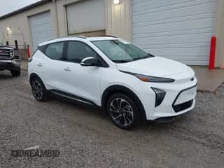 ✅ 2022 Chevrolet Bolt EUV Premier • VIN: 1G1FZ6S02N4111657 • Лот: 43381959. Опубликован ранее на IAAI с пробегом 69 834 миль. Бесплатный доступ к архиву аукционных продаж из США и подробный отчёт об истории автомобиля на DreamBid. Изображение 1.