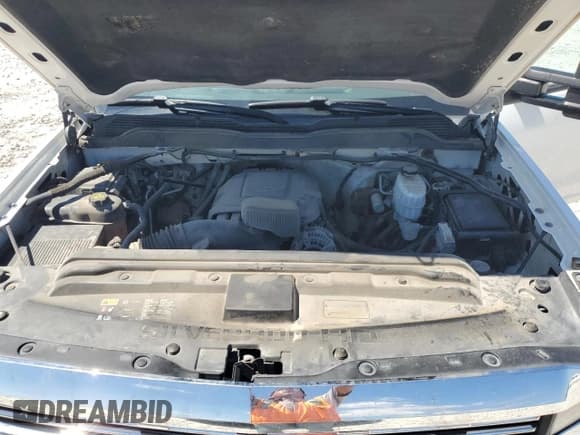 ✅ 2018 Chevrolet Silverado 2500HD Work Truck • VIN: 1GC2KUEG4JZ334383 • Lot: 71061184. Wystawiony na Copart z przebiegiem 182 866 mil. Bezpłatny archiwum sprzedaży aukcyjnych z USA i szczegółowy raport historii pojazdu na DreamBid. Zdjęcie 11.