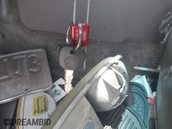 ✅ 2003 GMC Yukon SLT • VIN: 1GKEC13T43J335905 • Lot: 42551066. Wystawiony na IAAI z przebiegiem Nie podano. Bezpłatny archiwum sprzedaży aukcyjnych z USA i szczegółowy raport historii pojazdu na DreamBid. Zdjęcie 11.