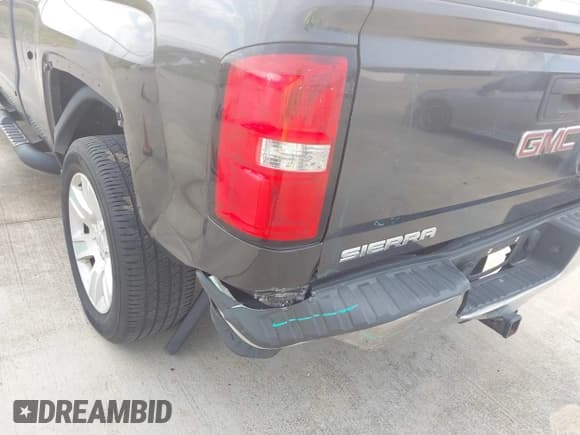 ✅ 2014 GMC Sierra 1500 SLE • VIN: 1GTR1UEC2EZ221102 • Лот: 43328609. Опубликован ранее на IAAI с пробегом 186 539 миль. Бесплатный доступ к архиву аукционных продаж из США и подробный отчёт об истории автомобиля на DreamBid. Изображение 6.