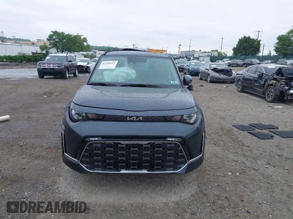 ✅ 2025 Kia Soul GT-Line • VIN: KNDJ53AU2S7246079 • Lot: 42594412. Listed on IAAI with 1,231 mi. Free auction sales archive from the USA and detailed vehicle history report at DreamBid. Image 13.
