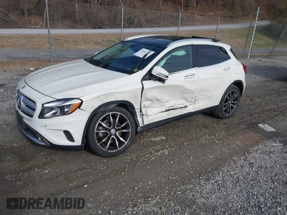 ✅ 2015 Mercedes-Benz GLA 250 • VIN: WDCTG4GBXFJ106671 • Lot: 43816118. Listed on IAAI with 116,659 mi. Free auction sales archive from the USA and detailed vehicle history report at DreamBid. Image 2.