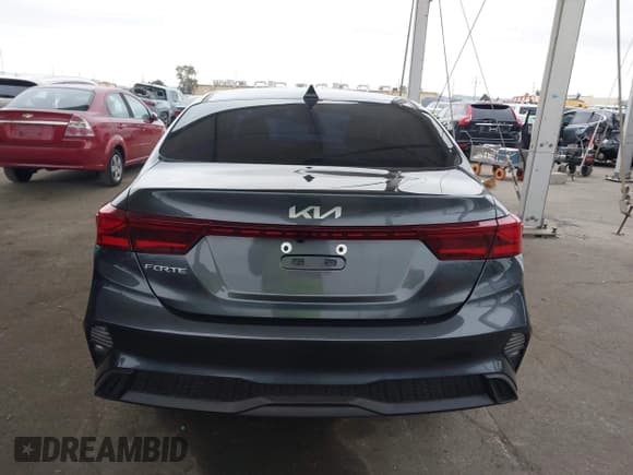 ✅ 2024 Kia Forte LXS • VIN: 3KPF24AD7RE791063 • Лот: 42045645. Опубликован ранее на IAAI с пробегом 4 350 миль. Бесплатный доступ к архиву аукционных продаж из США и подробный отчёт об истории автомобиля на DreamBid. Изображение 17.