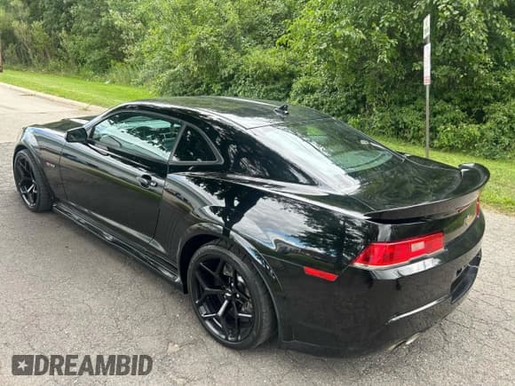 ✅ 2015 Chevrolet Camaro Z/28 • VIN: 2G1FZ1EE9F9700391 • Лот: 70659565. Опубликован ранее на Copart с пробегом 71 802 миль. Бесплатный доступ к архиву аукционных продаж из США и подробный отчёт об истории автомобиля на DreamBid. Изображение 3.