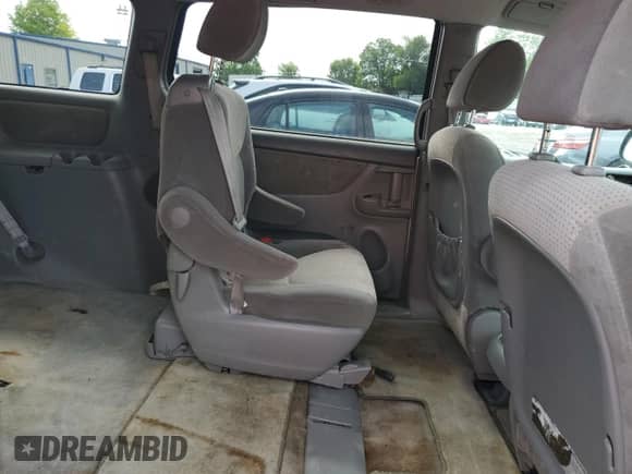 2009 Toyota Sienna LE with VIN 5TDBK23C69S023958, listed as a Copart auction lot 60220025 with 262,409 mi miles and Non repairable. Bid and sale history available at DreamBid. Image 11.