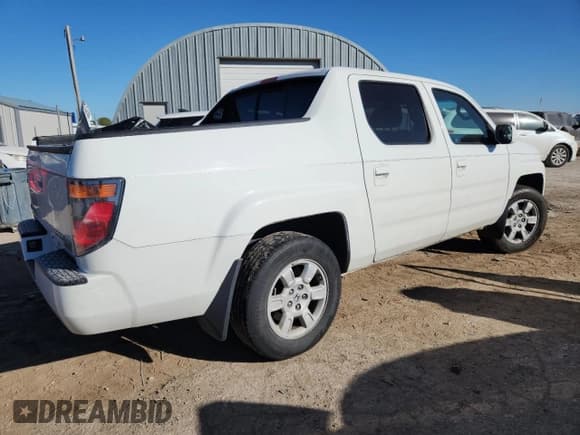 ✅ 2007 Honda Ridgeline RTS • VIN: 2HJYK16427H541114 • Лот: 89437305. Опубликован ранее на Copart с пробегом 202 299 миль. Бесплатный доступ к архиву аукционных продаж из США и подробный отчёт об истории автомобиля на DreamBid. Изображение 3.