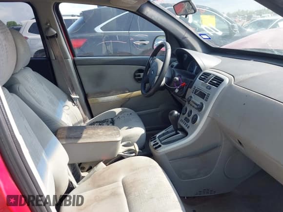 ✅ 2005 Chevrolet Equinox LS • VIN: 2CNDL13F956067933 • Лот: 42431570. Опубликован ранее на IAAI с пробегом 256 824 миль. Бесплатный доступ к архиву аукционных продаж из США и подробный отчёт об истории автомобиля на DreamBid. Изображение 5.