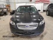 ✅ 2011 Ford Taurus SHO • VIN: 1FAHP2KT6BG103912 • Lot: 93778685. Wystawiony na Copart z przebiegiem 179 352 mil. Bezpłatny archiwum sprzedaży aukcyjnych z USA i szczegółowy raport historii pojazdu na DreamBid. Zdjęcie 5.