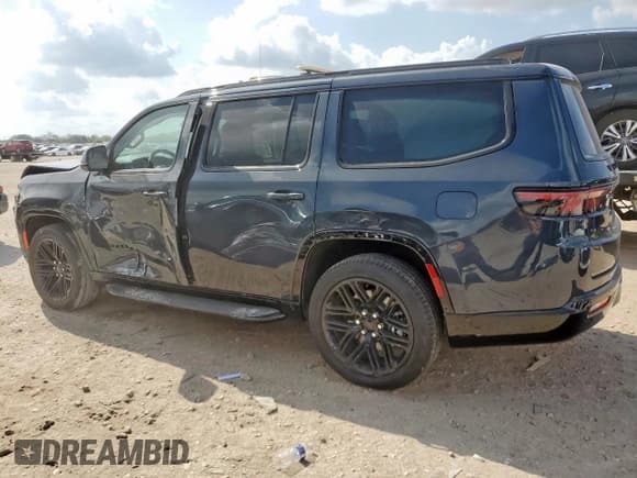 ✅ 2025 Jeep Wagoneer Series II • VIN: 1C4SJVBP5SS507593 • Lot: 70587425. Listed on Copart with 8,294 mi. Free auction sales archive from the USA and detailed vehicle history report at DreamBid. Image 2.