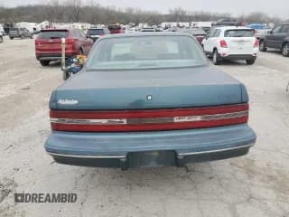✅ 1995 Buick Century Limited SL • VIN: 1G4AG55M0S6466922 • Лот: 49531445. Опубликован ранее на Copart с пробегом 1 432 559 миль. Бесплатный доступ к архиву аукционных продаж из США и подробный отчёт об истории автомобиля на DreamBid. Изображение 6.