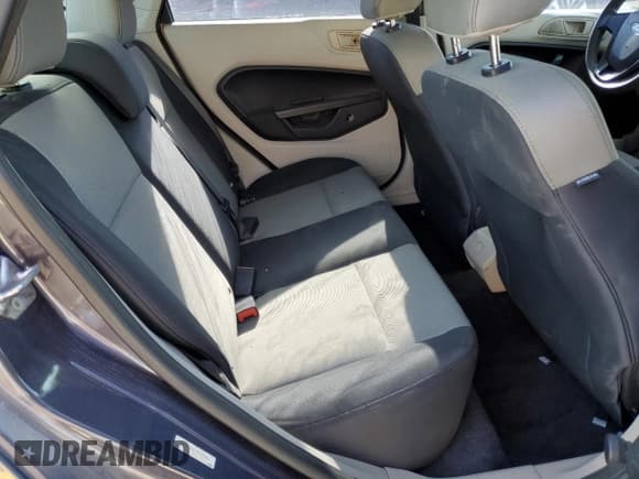 ✅ 2012 Ford Fiesta S • VIN: 3FADP4AJ7CM132076 • Лот: 84290745. Опубликован ранее на Copart с пробегом 121 193 миль. Бесплатный доступ к архиву аукционных продаж из США и подробный отчёт об истории автомобиля на DreamBid. Изображение 10.