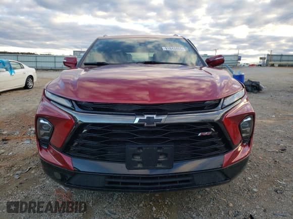 ✅ 2023 Chevrolet Blazer RS • VIN: 3GNKBKRS3PS105614 • Lot: 91843485. Wystawiony na Copart z przebiegiem 66 253 mil. Bezpłatny archiwum sprzedaży aukcyjnych z USA i szczegółowy raport historii pojazdu na DreamBid. Zdjęcie 5.