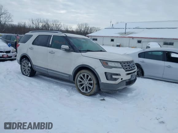 ✅ 2016 Ford Explorer Limited • VIN: 1FM5K8F89GGB66347 • Lot: 43866038. Wystawiony na IAAI z przebiegiem 196 870 mil. Bezpłatny archiwum sprzedaży aukcyjnych z USA i szczegółowy raport historii pojazdu na DreamBid. Zdjęcie 1.