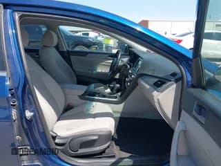 ✅ 2019 Hyundai Sonata SEL • VIN: 5NPE34AF9KH788886 • Лот: 42622509. Опубликован ранее на IAAI с пробегом 132 928 миль. Бесплатный доступ к архиву аукционных продаж из США и подробный отчёт об истории автомобиля на DreamBid. Изображение 5.