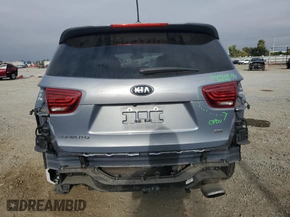 ✅ 2020 Kia Sorento LX • VIN: 5XYPG4A33LG642978 • Lot: 82263555. Listed on Copart with 70,748 mi. Free auction sales archive from the USA and detailed vehicle history report at DreamBid. Image 6.