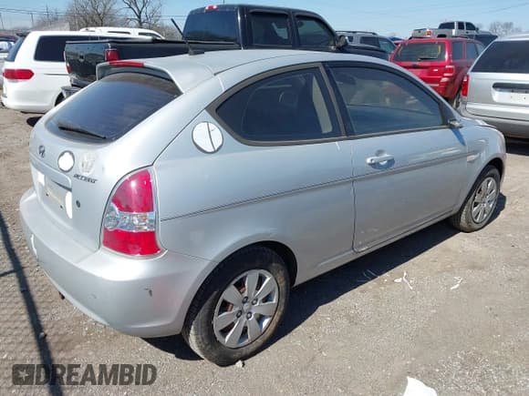 ✅ 2010 Hyundai Accent GS • VIN: KMHCM3AC0AU150904 • Лот: 41695905. Опубликован ранее на IAAI с пробегом 41 438 миль. Бесплатный доступ к архиву аукционных продаж из США и подробный отчёт об истории автомобиля на DreamBid. Изображение 4.
