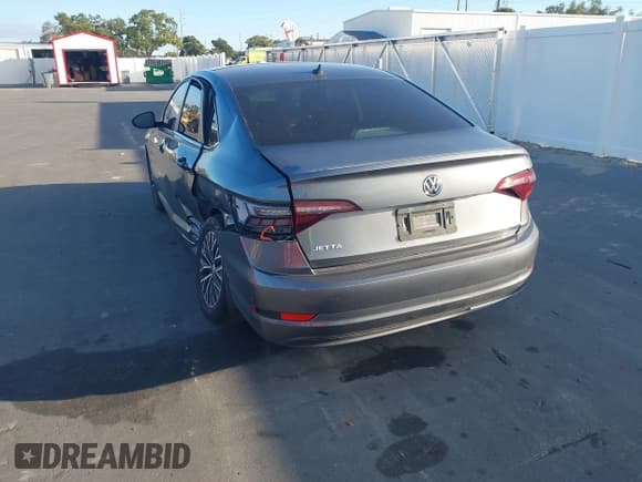 ✅ 2019 Volkswagen Jetta S • VIN: 3VWC57BU8KM092365 • Lot: 43576870. Listed on IAAI with 86,892 mi. Free auction sales archive from the USA and detailed vehicle history report at DreamBid. Image 3.