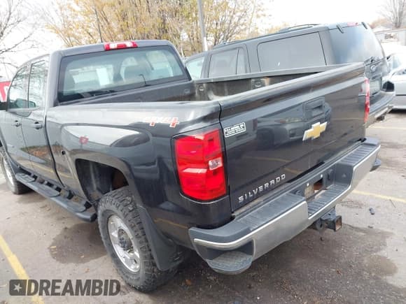 ✅ 2016 Chevrolet Silverado 2500HD Work Truck • VIN: 1GC2KUEG8GZ327106 • Лот: 43749200. Опубликован ранее на IAAI с пробегом 111 831 миль. Бесплатный доступ к архиву аукционных продаж из США и подробный отчёт об истории автомобиля на DreamBid. Изображение 3.