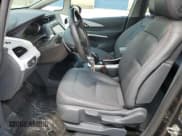 ✅ 2018 Chevrolet Bolt EV Premier • VIN: 1G1FX6S09J4138791 • Lot: 59777424. Wystawiony na Copart z przebiegiem 32 508 mil. Bezpłatny archiwum sprzedaży aukcyjnych z USA i szczegółowy raport historii pojazdu na DreamBid. Zdjęcie 7.