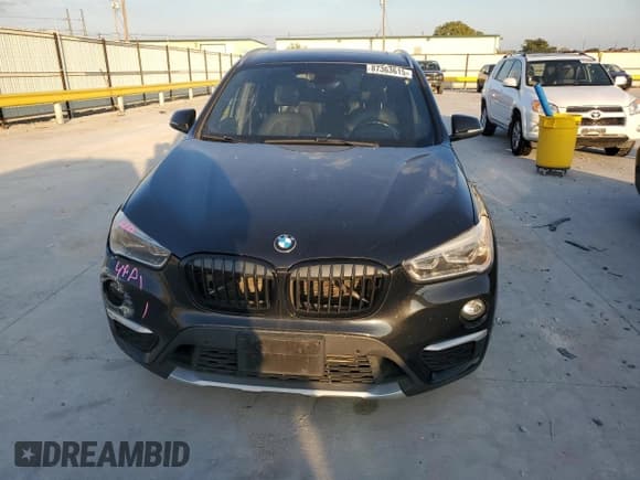 ✅ 2017 BMW X1 xDrive28i • VIN: WBXHT3C3XH5F72778 • Лот: 87363615. Опубликован ранее на Copart с пробегом 134 300 миль. Бесплатный доступ к архиву аукционных продаж из США и подробный отчёт об истории автомобиля на DreamBid. Изображение 5.